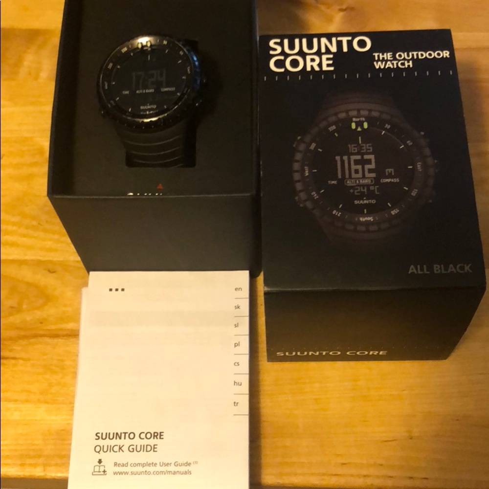 SUUNTO CORE